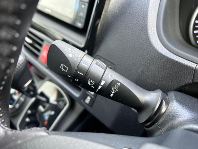 ヴォクシー ZS 保証書/社外 SDナビ/後席モニター 社外 10.1インチ/両側電動スライドドア/ドライブレコーダー 社外/ヘッドランプ LED/Bluetooth接続/ETC/EBD付ABS/横滑り防止装置(17枚目)