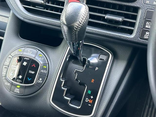 ヴォクシー ZS 保証書/社外 SDナビ/後席モニター 社外 10.1インチ/両側電動スライドドア/ドライブレコーダー 社外/ヘッドランプ LED/Bluetooth接続/ETC/EBD付ABS/横滑り防止装置(18枚目)