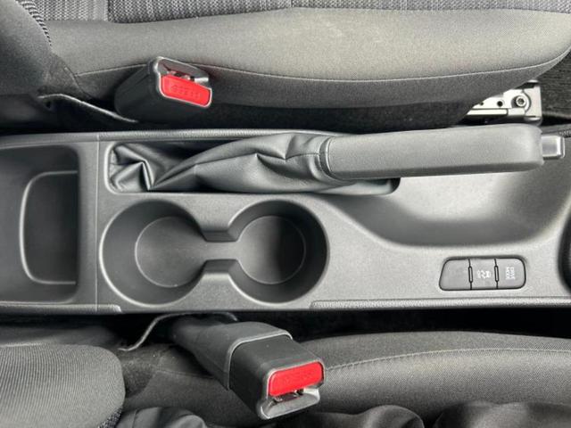 ヤリス Z 保証書/ディスプレイオーディオ+ナビ8インチ/トヨタセーフティセンス/シートヒーター 前席/車線逸脱防止支援システム/ドライブレコーダー 前後/ヘッドランプ LED/USBジャック バックカメラ(38枚目)