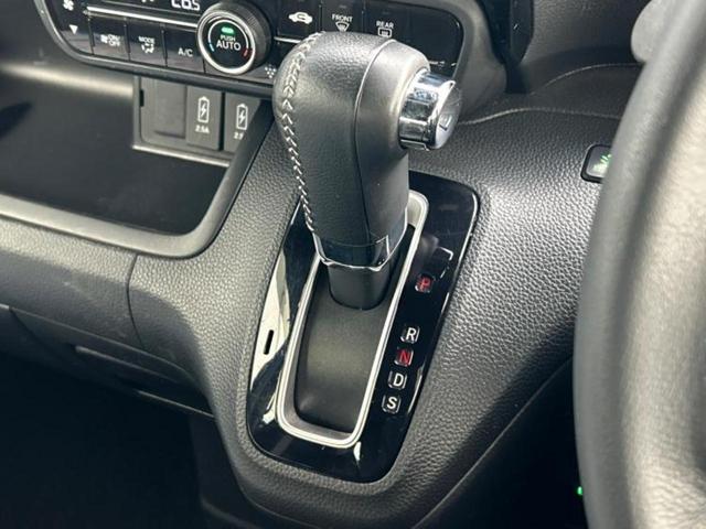 N-BOXカスタム L・ターボ 新品タイヤ/保証書/社外 SDナビ/ホンダセンシング/両側電動スライドドア/シートヒーター 前席/車線逸脱防止支援システム/シート ハーフレザー/ドライブレコーダー 前後/ヘッドランプ LED ターボ(18枚目)