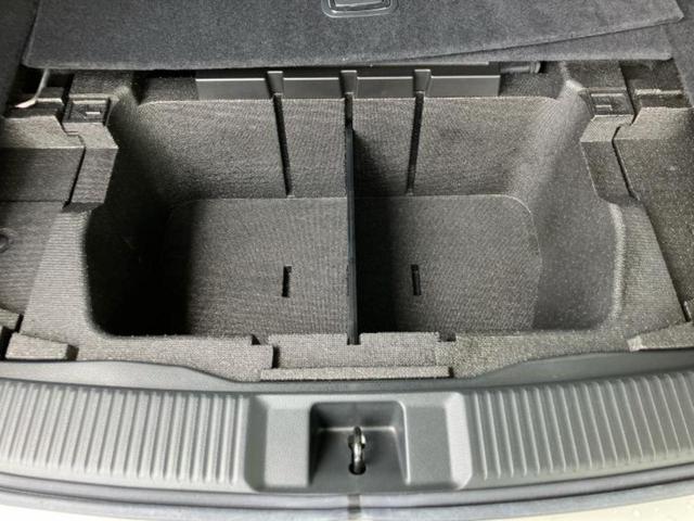 レヴォーグ ４ＷＤ１．６ＳＴＩスポーツアイサイト　ＳＴＩエアロ／社外　メモリーナビ／アイサイト／シートヒーター　前席／車線逸脱防止支援システム／シート　フルレザー／ヘッドランプ　ＬＥＤ／ＵＳＢジャック／Ｂｌｕｅｔｏｏｔｈ接続／ＥＴＣ　革シート　ターボ（24枚目）