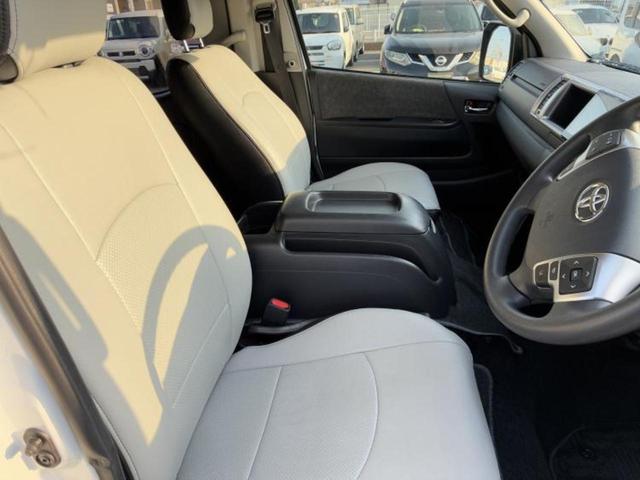 ハイエースワゴン 4WD GL 新品タイヤ/保証書/社外 8インチ SDナビ/フリップダウンモニター 社外 12.8インチ/トヨタセーフティセンス/電動スライドドア/車線逸脱防止支援システム/ドライブレコーダー 前後 バックカメラ(4枚目)