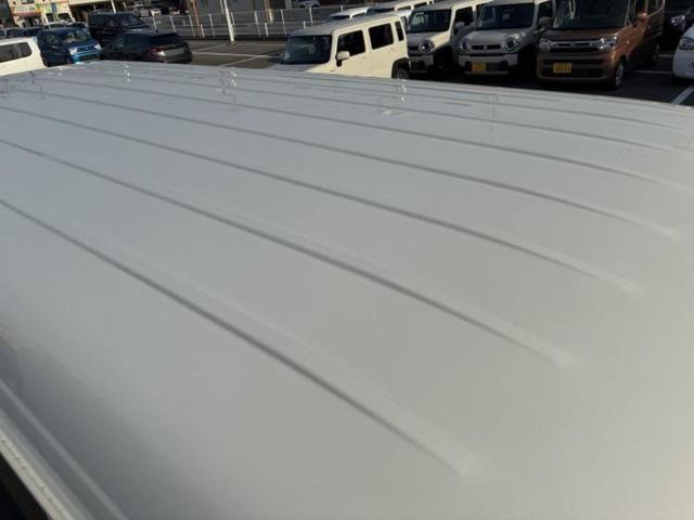 ハイエースワゴン 4WD GL 新品タイヤ/保証書/社外 8インチ SDナビ/フリップダウンモニター 社外 12.8インチ/トヨタセーフティセンス/電動スライドドア/車線逸脱防止支援システム/ドライブレコーダー 前後 バックカメラ(14枚目)