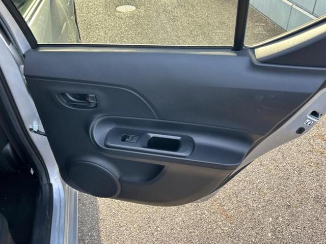 アクア Sスタイルブラック 保証書/純正 SDナビ/トヨタセーフティセンス/車線逸脱防止支援システム/ドライブレコーダー 社外/ヘッドランプ LED/Bluetooth接続/ETC/EBD付ABS/横滑り防止装置 バックカメラ(11枚目)