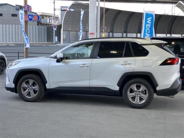 ＲＡＶ４ Ｘ　保証書／ディスプレイオーディオ＋ナビ８インチ／トヨタセーフティセンス／車線逸脱防止支援システム／ドライブレコーダー　前後／ヘッドランプ　ＬＥＤ／ＵＳＢジャック／Ｂｌｕｅｔｏｏｔｈ接続　バックカメラ（2枚目）