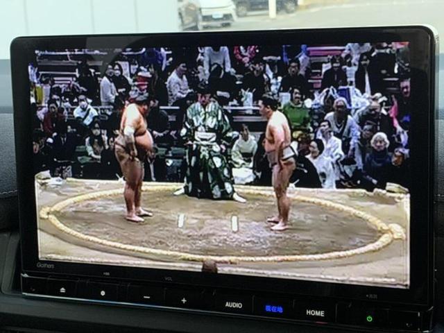 ステップワゴン ｅＨＥＶスパーダプレミアムライン　新品タイヤ／保証書／純正　１１インチ　メモリーナビ／フリップダウンモニター　純正　１５．６インチ／アドバンスドルームミラー／ホンダセンシング／両側電動スライドドア／シートヒーター　全席　バックカメラ（12枚目）