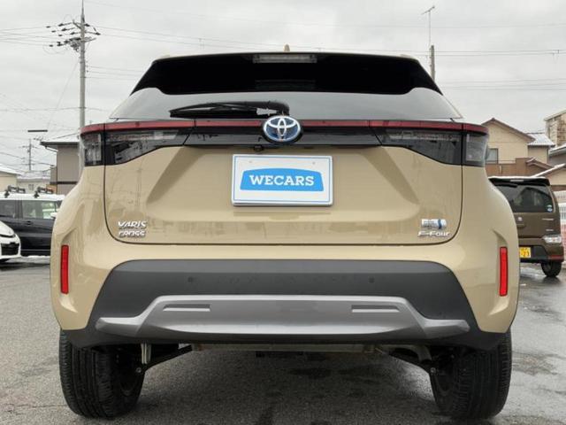 ヤリスクロス ４ＷＤハイブリッドＺアドベンチャー　保証書／ディスプレイオーディオ＋ナビ８インチ／トヨタセーフティセンス／シートヒーター／パノラミックビューモニター／車線逸脱防止支援システム／シート　ハーフレザー／電動バックドア　リフトアップ　４ＷＤ（43枚目）