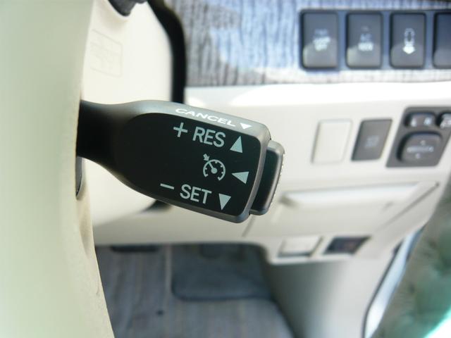 G レザーパッケージ メーカーHDDナビ地デジTV F・S・Rカメラ 電動格納サードシート 両側パワースライドドア パワーバックドア(28枚目)