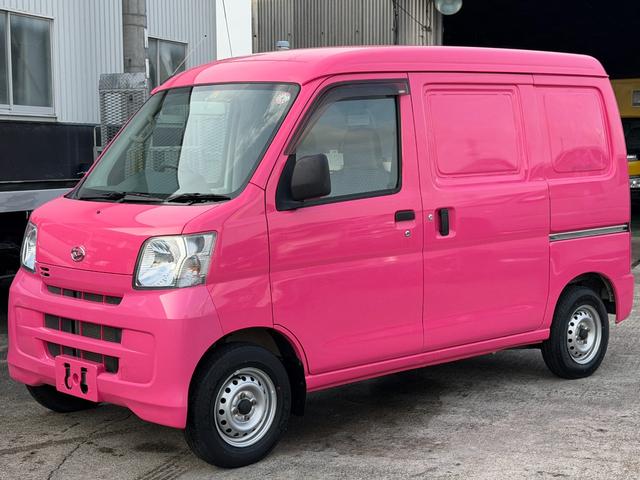 ハイゼットカーゴ キッチンカー仕様４ＷＤ２シーターブラインド　４ＷＤキッチンカー仕様　Ｗシンク　給排水タンク　電動給水ポンプ　換気扇　パッションピンク　バッテリーカットスイッチ（7枚目）