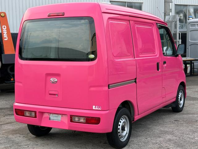 ハイゼットカーゴ キッチンカー仕様４ＷＤ２シーターブラインド　４ＷＤキッチンカー仕様　Ｗシンク　給排水タンク　電動給水ポンプ　換気扇　パッションピンク　バッテリーカットスイッチ（14枚目）