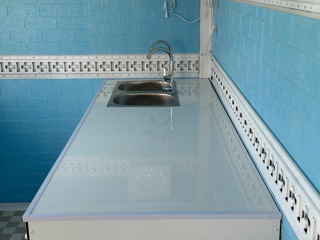 ダイナトラック キッチンカー　キッチンカー仕様　Ｗ２６００ＸＨ９７０アルミサッシ窓　Ｗシンク内新品２００ＬＸ２給排水タンク　新品電動給水ポンプ　レール式ＬＥＤスポット　新品換気扇カバー付属　新品フロアー張替施工リフォーム後未使用（36枚目）