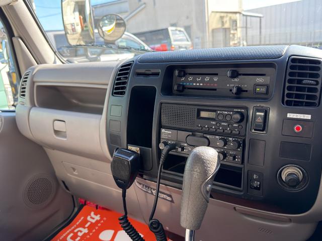 ダイナトラック キッチンカー　キッチンカー仕様　Ｗ２６００ＸＨ９７０アルミサッシ窓　Ｗシンク内新品２００ＬＸ２給排水タンク　新品電動給水ポンプ　レール式ＬＥＤスポット　新品換気扇カバー付属　新品フロアー張替施工リフォーム後未使用（64枚目）