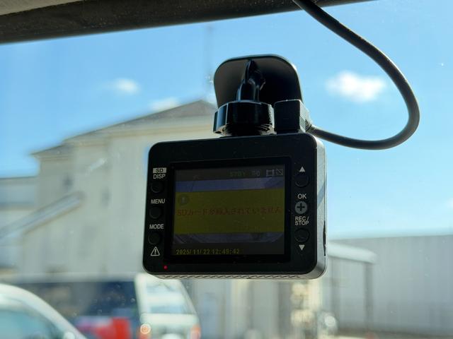 ダイナトラック キッチンカー　キッチンカー仕様　Ｗ２６００ＸＨ９７０アルミサッシ窓　Ｗシンク内新品２００ＬＸ２給排水タンク　新品電動給水ポンプ　レール式ＬＥＤスポット　新品換気扇カバー付属　新品フロアー張替施工リフォーム後未使用（67枚目）