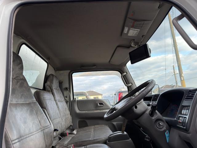 タイタンダッシュ キッチンカー W2600XH970アルミサッシ窓 Wシンク内新品200L給排水タンク新品電動給水ポンプ レール式LEDスポットライト 新品換気扇防水カバー付 新品フロアー張替え施工ロックブラック壁リフォーム後未使用(45枚目)