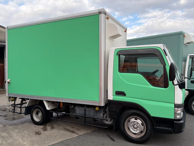 タイタンダッシュ キッチンカー W2600XH970アルミサッシ窓 Wシンク内新品200L給排水タンク新品電動給水ポンプ レール式LEDスポットライト 新品換気扇防水カバー付 新品フロアー張替え施工ロックブラック壁リフォーム後未使用(61枚目)