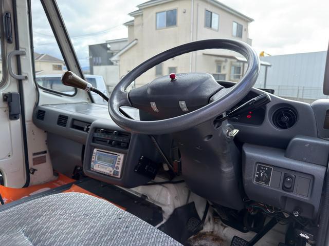 ダイナアーバンサポーター 　４ＷＤ　３．０Ｌディーゼル　５名乗車　８ナンバー　キャンピングカーベース　キッチンカーベース　トランポベース　ウオークスルー　ＮＯＸ／ＰＭ規制適合　リアヒーター装備　作業台兼用ベッド折り畳み式（22枚目）