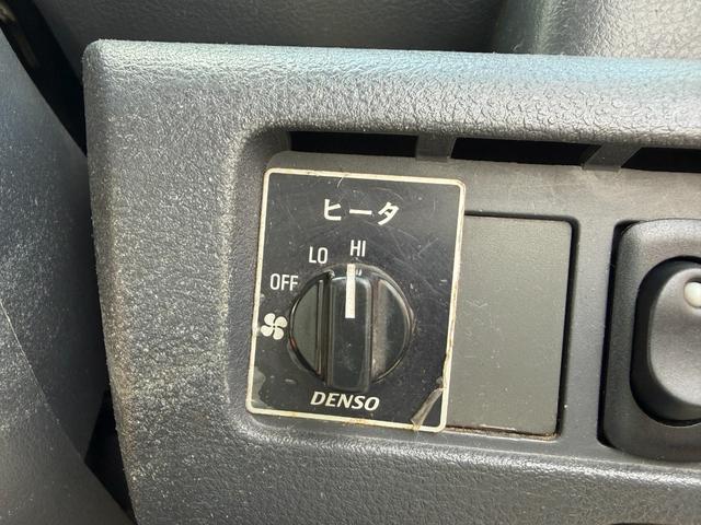 ダイナアーバンサポーター 　４ＷＤ　３．０Ｌディーゼル　５名乗車　８ナンバー　キャンピングカーベース　キッチンカーベース　トランポベース　ウオークスルー　ＮＯＸ／ＰＭ規制適合　リアヒーター装備　作業台兼用ベッド折り畳み式（23枚目）