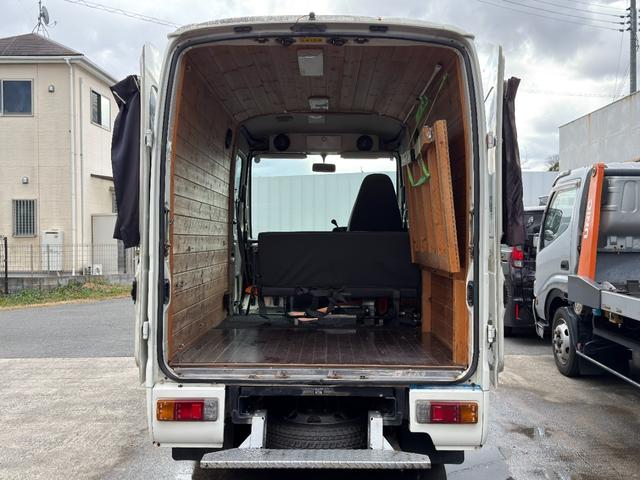 ダイナアーバンサポーター 　４ＷＤ　３．０Ｌディーゼル　５名乗車　８ナンバー　キャンピングカーベース　キッチンカーベース　トランポベース　ウオークスルー　ＮＯＸ／ＰＭ規制適合　リアヒーター装備　作業台兼用ベッド折り畳み式（48枚目）