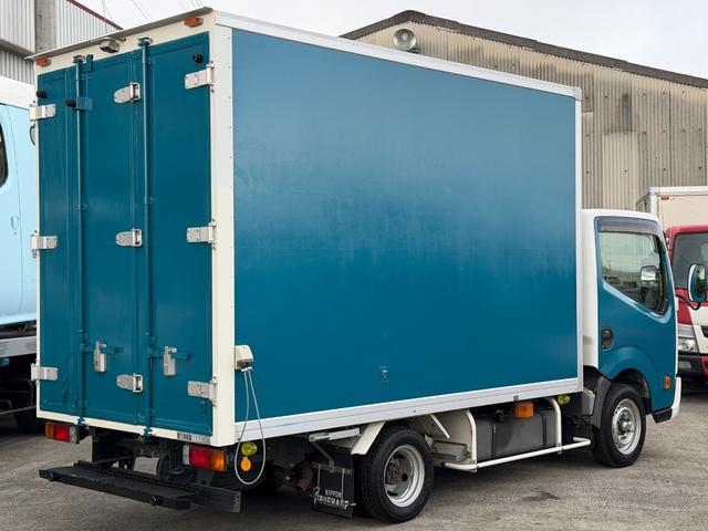 アトラストラック キッチンカー W2600XH970アルミサッシ窓 新品レンジ台 Wシンク内新品200L給排水タンク 新品電動給水ポンプ レール式LEDスポットライト新品換気扇 防水カバー付 フロアーウッド張り リフォーム後未使用(68枚目)