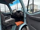 キッチンカー仕様　８ナンバー加工車登録　ステンＷシンク　給水電動ポンプ　給排水タンク　換気扇　１２０ｃｍＬＥＤライト２灯　１００Ｖコンセント　ステン棚　スチールメッシュ棚　外部１００Ｖ入電防水ＢＯＸ　室内ウオークスルー（39枚目）