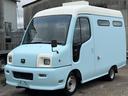 キッチンカー仕様　８ナンバー加工車登録　ステンＷシンク　給水電動ポンプ　給排水タンク　換気扇　１２０ｃｍＬＥＤライト２灯　１００Ｖコンセント　ステン棚　スチールメッシュ棚　外部１００Ｖ入電防水ＢＯＸ　室内ウオークスルー（53枚目）