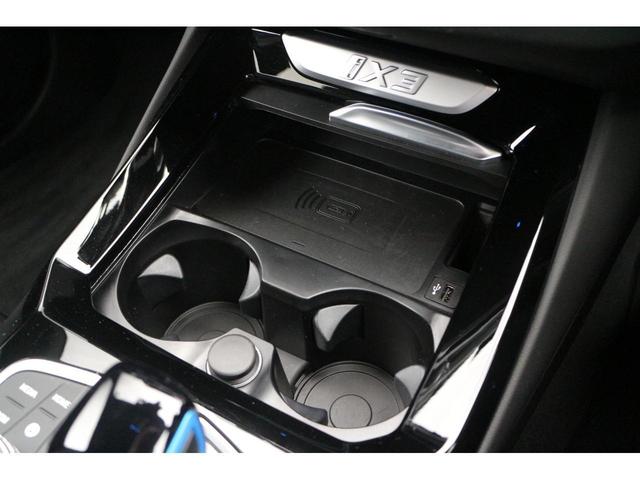 Mスポーツ 弊社下取り車両/ワンオーナー/禁煙車/パノラマ/黒革/20AW/ステアリングヒーター/HUD/ハーマンK/シートヒーター/プライバシーガラス/ジェスチャー/Pアシストプラス/ウッドトリム/前後ドラレコ(56枚目)