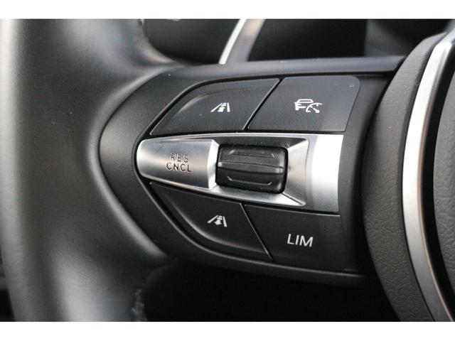 xDrive 20d MスポーツX /弊社デモカー/禁煙車/電動ゲート/シートヒーター/ACC/電動シート/コンフォートA/アンビエントライト/LED/タッチパネルナビ/携帯ワイヤレス充電/リアカメラ/前後PDC(28枚目)