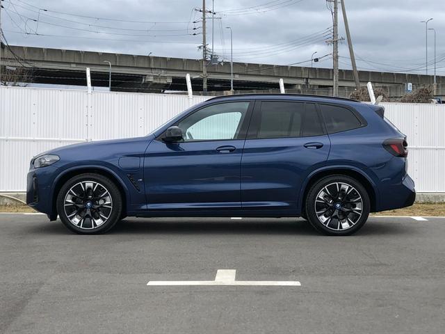 ＢＭＷ ｉＸ３