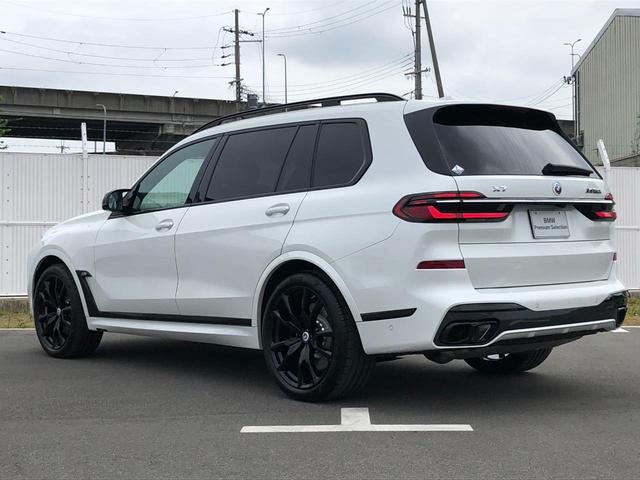 Ｘ７ Ｍ６０ｉ　ｘＤｒｉｖｅ　弊社下取り車　ワンオーナー　禁煙車　純正ドラレコ前後　純正地デジ　茶革　サンルーフ　Ｍブレーキ　ＨＵＤ　タッチナビ　Ｈ＆Ｃホルダー　Ｂ＆Ｗ　ジェスチャーコントロール　ＢＫキドニーグリル　２２インチＡＷ（8枚目）