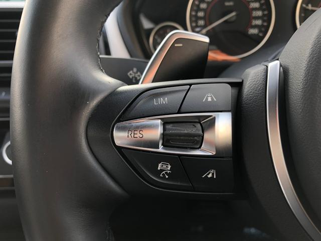 ３シリーズ ３３０ｅ　Ｍスポーツアイパフォーマンス　ＡＣＣ　パドルＳ　電動シート　ＬＥＤライト　Ｒカメラ　弊社下取車　禁煙車　１８ＡＷ　ＰＤＣ　ミラー警告　コンフォートＡ　アルミＰ　ＬＥＤフォグ　ＣＤスロット　アンビエント　ＭスポーツＰＫＧ　オートＡＣ（27枚目）
