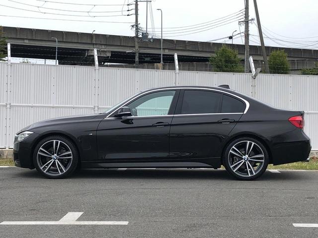 ３シリーズ ３２０ｉ　スタイルマイスター　限定１４０台　特別カラー　赤革　液晶メーター　１９ＡＷ　レーンチェンジ　Ｗ　電動シートヒーター　ＡＣＣ　ウッドパネル　ＣＤスロット　リアフィルム　コンフォートＡ　弊社下取り車　ワンオーナー　禁煙車（7枚目）