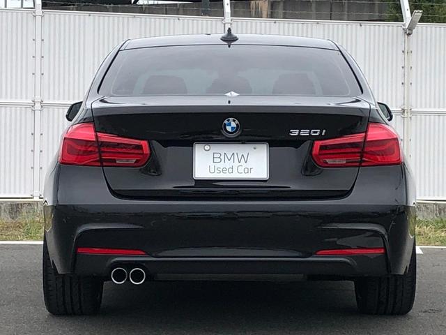 ３シリーズ ３２０ｉ　スタイルマイスター　限定１４０台　特別カラー　赤革　液晶メーター　１９ＡＷ　レーンチェンジ　Ｗ　電動シートヒーター　ＡＣＣ　ウッドパネル　ＣＤスロット　リアフィルム　コンフォートＡ　弊社下取り車　ワンオーナー　禁煙車（9枚目）