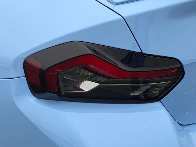 BMW M2 BASE GRADE
