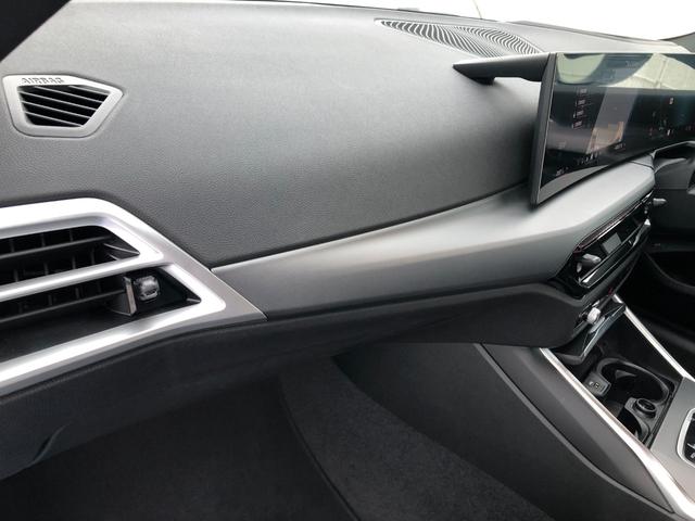 BMW M2 BASE GRADE