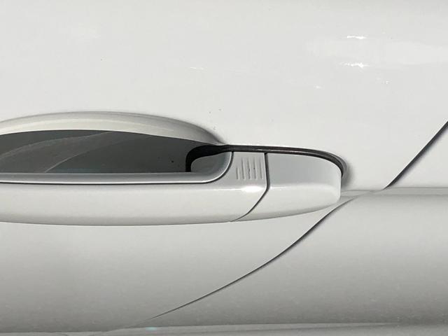3シリーズ 320d Mスポーツ 黒革 クルコン 電動シートH パドルS アルミP リアフィルム リアPDC バックカメラ 追突警告 CDスロット コンフォートA 18インチAW 弊社下取り車 禁煙車(40枚目)