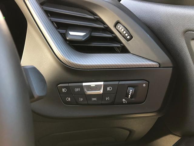 2シリーズ 218dグランクーペ Mスポーツ 2年保証付 BKグリル カーボンミラー ACC リアスポイラー 電動シート アンビエント ドラレコ前後 リアフィルム バックカメラ 前後PDC 18AW 弊社下取り車 ワンオーナー 禁煙車認定中古車(46枚目)