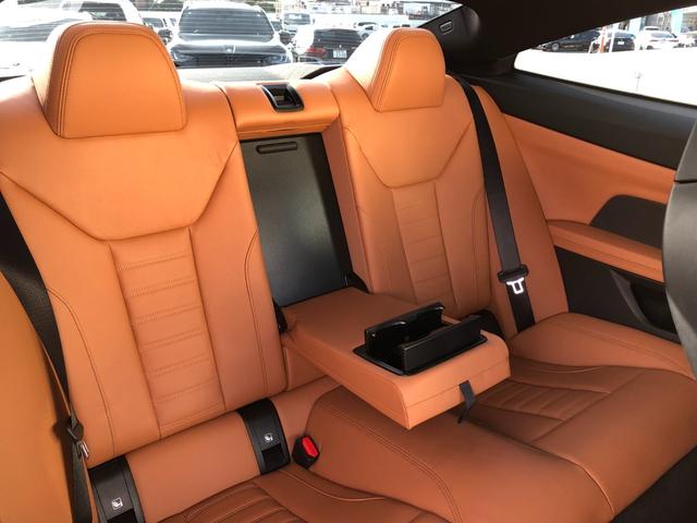 ４シリーズ ４２０ｉクーペ　Ｍスポーツ　２年保証付　茶革　ハーマンＫ　電動シートＨ　　地デジ　ＡＣＣ　ドラレコ前後　ウッドパネル　電動トランク　アンビエント　サウンドＰＫＧ　コンフォートＰＫＧ　１８ＡＷ　弊社下取り車　ワンオーナー認定中古車（12枚目）