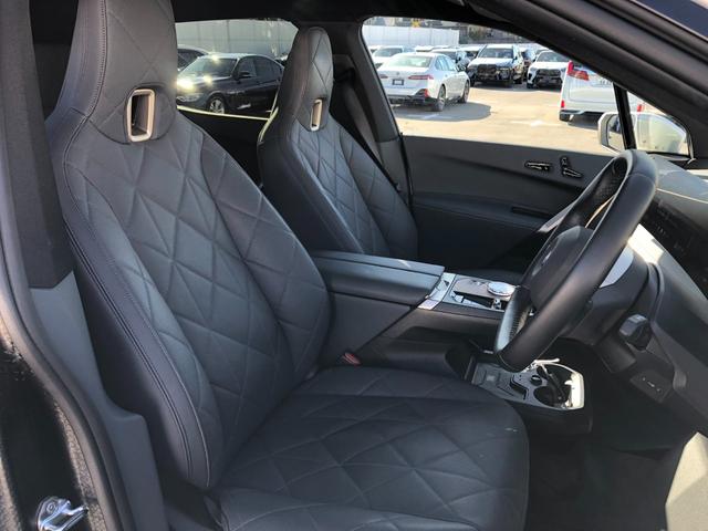 ｉＸ ｘＤｒｉｖｅ　５０　２年保証付　テクノロジーＰＫＧ　スカイラウンジ　Ｂ＆Ｗ　黒革　レーザーライト　ＨＵＤ　エアサス　Ｖシート　ステアリングＨ　マッサージＳ　ドラレコ２１ＡＷ　弊社下取り車　ワンオーナー禁煙車　認定中古車（11枚目）