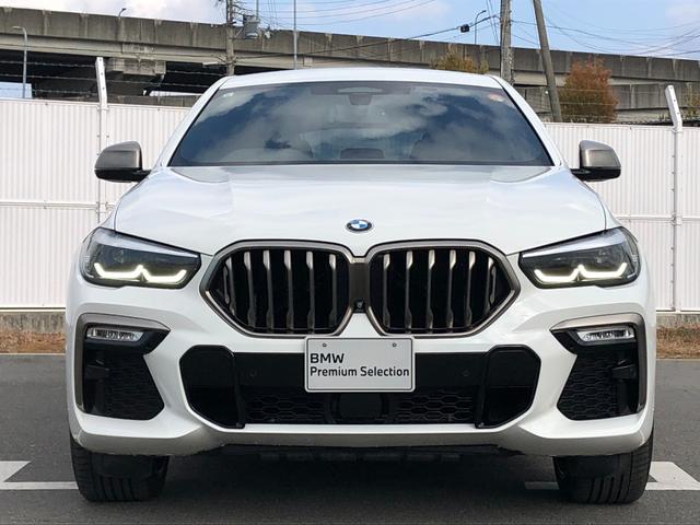 X6 M50i 2年保証付 Mブレーキ H/K 茶革 HUD 全周囲 Vシート ドラレコ前後 ステアリングH 地デジ H&Cホルダー ACC コンフォートP 21AW 弊社下取り車 ワンオーナー 禁煙車認定中古車(9枚目)