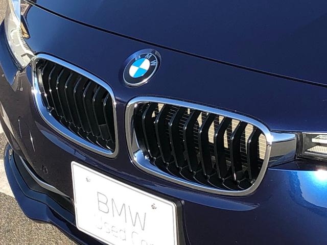 ３シリーズ ３１８ｉスポーツ　クルコン　レーン警告　電動シート　ＬＥＤ　　タッチナビ　追突警告　ブラックパネル　アンビエント　バックカメラ　前後ＰＤＣ　１７ＡＷ　弊社下取り車　ワンオーナー　禁煙車（18枚目）