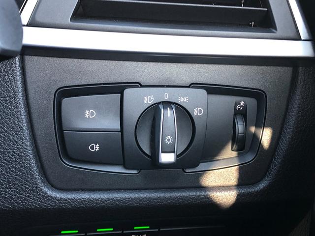 ３シリーズ ３１８ｉスポーツ　クルコン　レーン警告　電動シート　ＬＥＤ　　タッチナビ　追突警告　ブラックパネル　アンビエント　バックカメラ　前後ＰＤＣ　１７ＡＷ　弊社下取り車　ワンオーナー　禁煙車（46枚目）