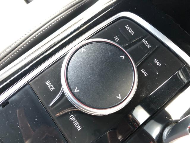 M3 M3セダン コンペティション M xDrive 2年保証付 HUD 黒革 Vシート H/K Mブレーキ 電動シートH ACC 地デジ 全周囲 レーザーライト 19/20インチAW アンビエント Rフィルム 弊社下取り車 ワンオーナー 認定中古車(41枚目)