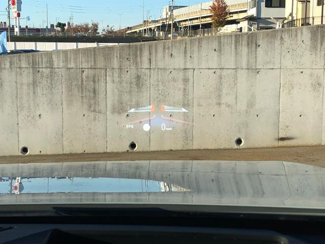 Ｘ３ ２０ｄ　ｘＤｒｉｖｅ　Ｍスポーツ　２年保証付　パノラマ　ＨＵＤ　ハーマンＫ　白合革　Ｖシート　ステアリングＨ　電動シートＨ前後　ＡＣＣ　全周囲　電動ゲート　地デジ　コンフォートＰＫＧ　２０ＡＷ　弊社デモカー　禁煙車認定中古車（15枚目）