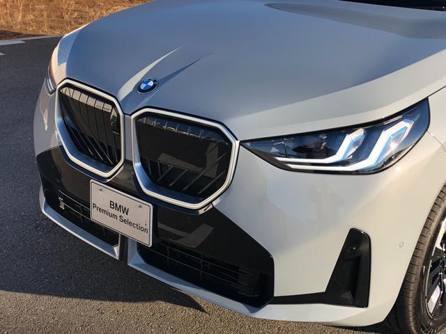 Ｘ３ ２０ｄ　ｘＤｒｉｖｅ　Ｍスポーツ　２年保証付　パノラマ　ＨＵＤ　ハーマンＫ　白合革　Ｖシート　ステアリングＨ　電動シートＨ前後　ＡＣＣ　全周囲　電動ゲート　地デジ　コンフォートＰＫＧ　２０ＡＷ　弊社デモカー　禁煙車認定中古車（38枚目）