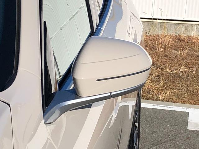 電動調整式＆電動可倒式。