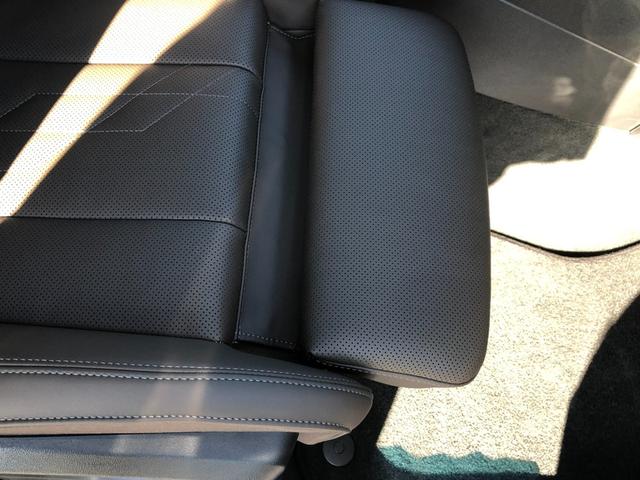 車両の詳細、ご質問につきましては、営業スタッフまでお気軽にご連絡下さいませ。遠方のお客様には実車の詳細動画送信も承ります。お問合せをお待ち致しております。