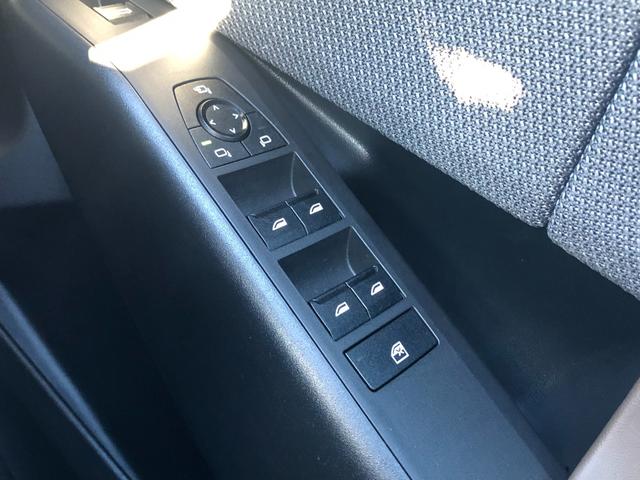 車両の詳細、ご質問につきましては、営業スタッフまでお気軽にご連絡下さいませ。遠方のお客様には実車の詳細動画送信も承ります。お問合せをお待ち致しております。