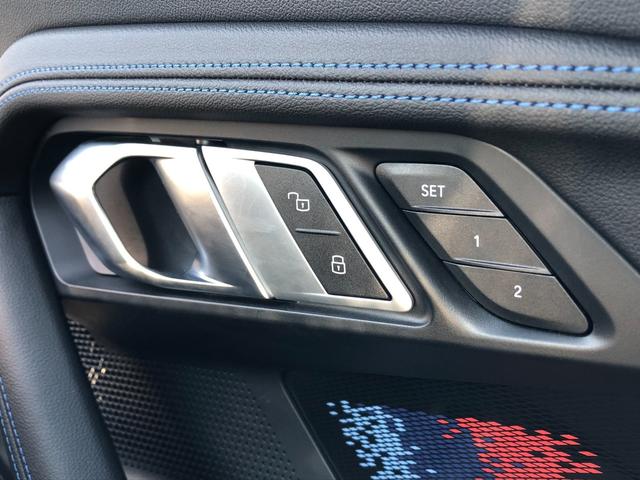 車両の詳細、ご質問につきましては、営業スタッフまでお気軽にご連絡下さいませ。遠方のお客様には実車の詳細動画送信も承ります。お問合せをお待ち致しております。