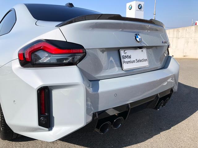 車両の詳細、ご質問につきましては、営業スタッフまでお気軽にご連絡下さいませ。遠方のお客様には実車の詳細動画送信も承ります。お問合せをお待ち致しております。