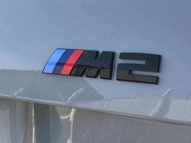 車両の詳細、ご質問につきましては、営業スタッフまでお気軽にご連絡下さいませ。遠方のお客様には実車の詳細動画送信も承ります。お問合せをお待ち致しております。